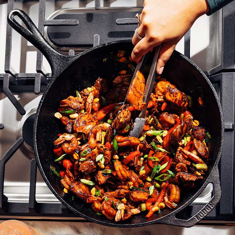 3_LC12W_12-Inch-Chef-Wok_Selling-Point_Cook-like-a-chef_800x800_WEB.jpg