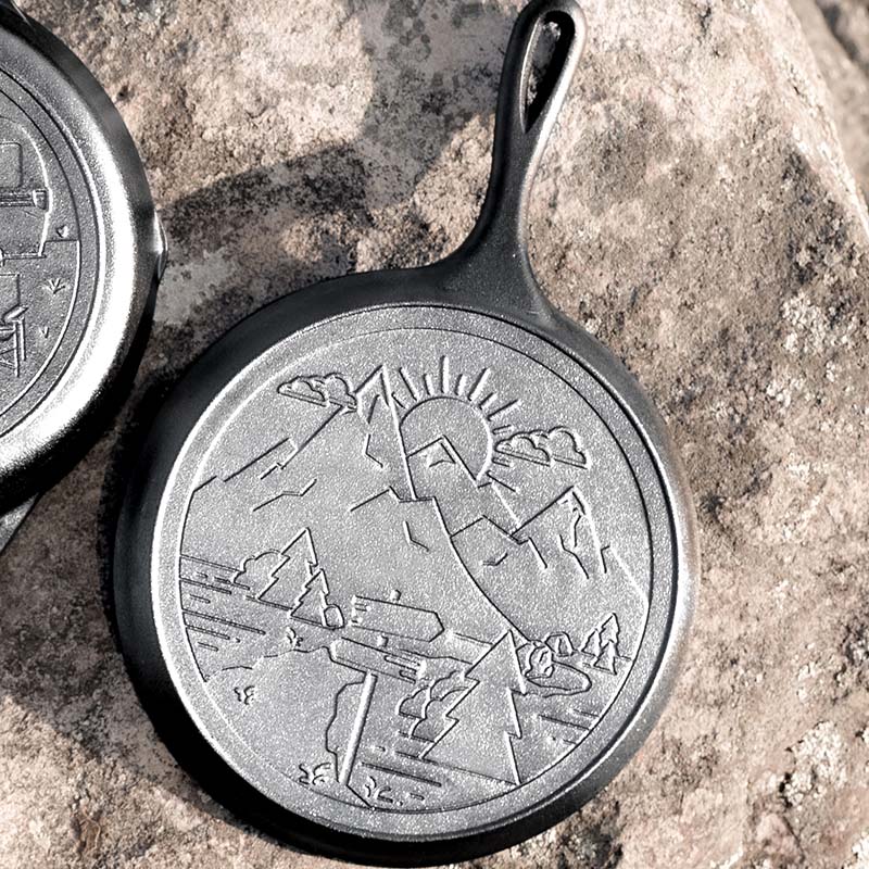 L9OGWND_Mountain_20Griddle_Selling_20Point_202_800x800_WEB.jpg